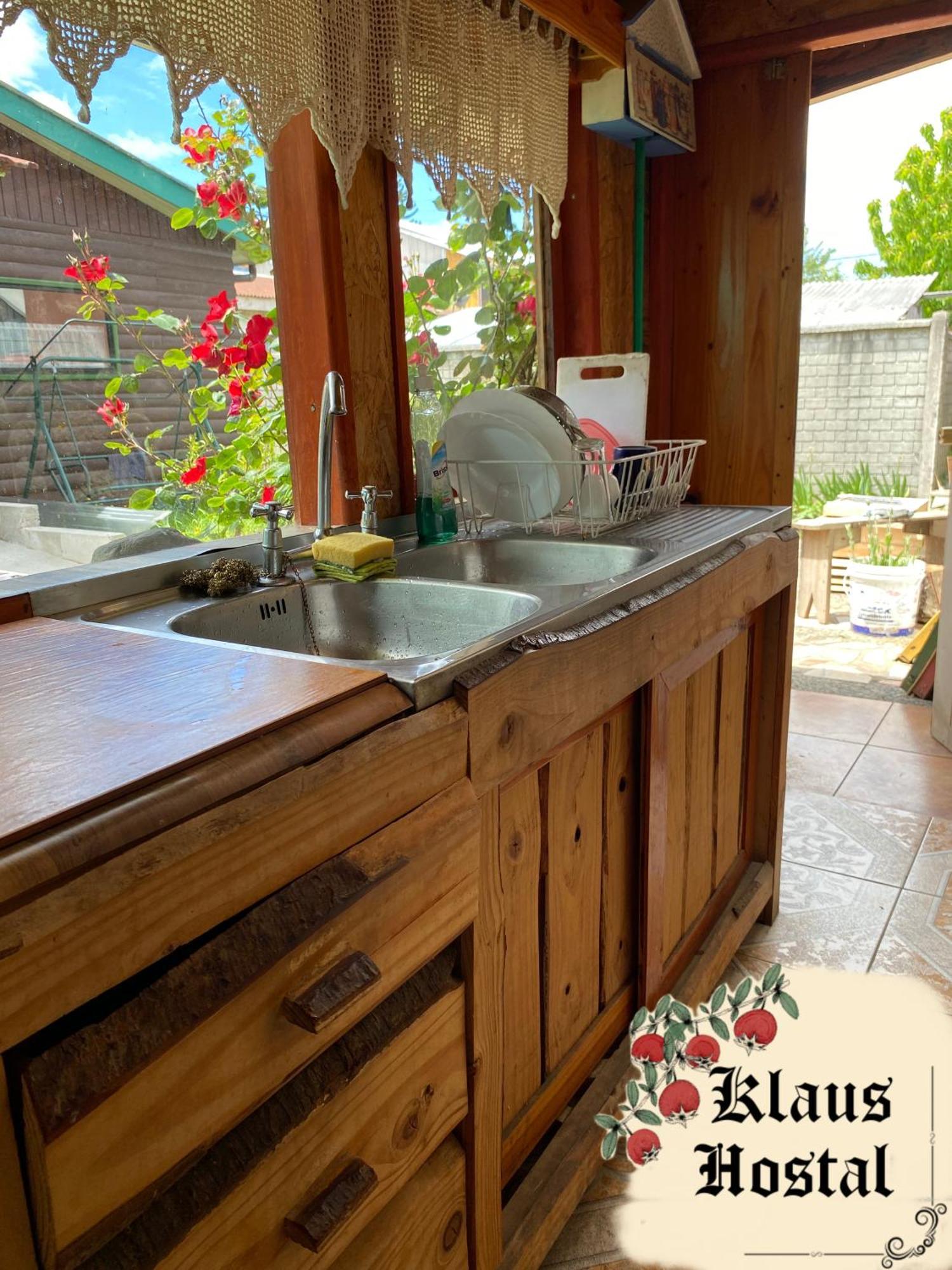 Hostal Klaus Пукон Экстерьер фото