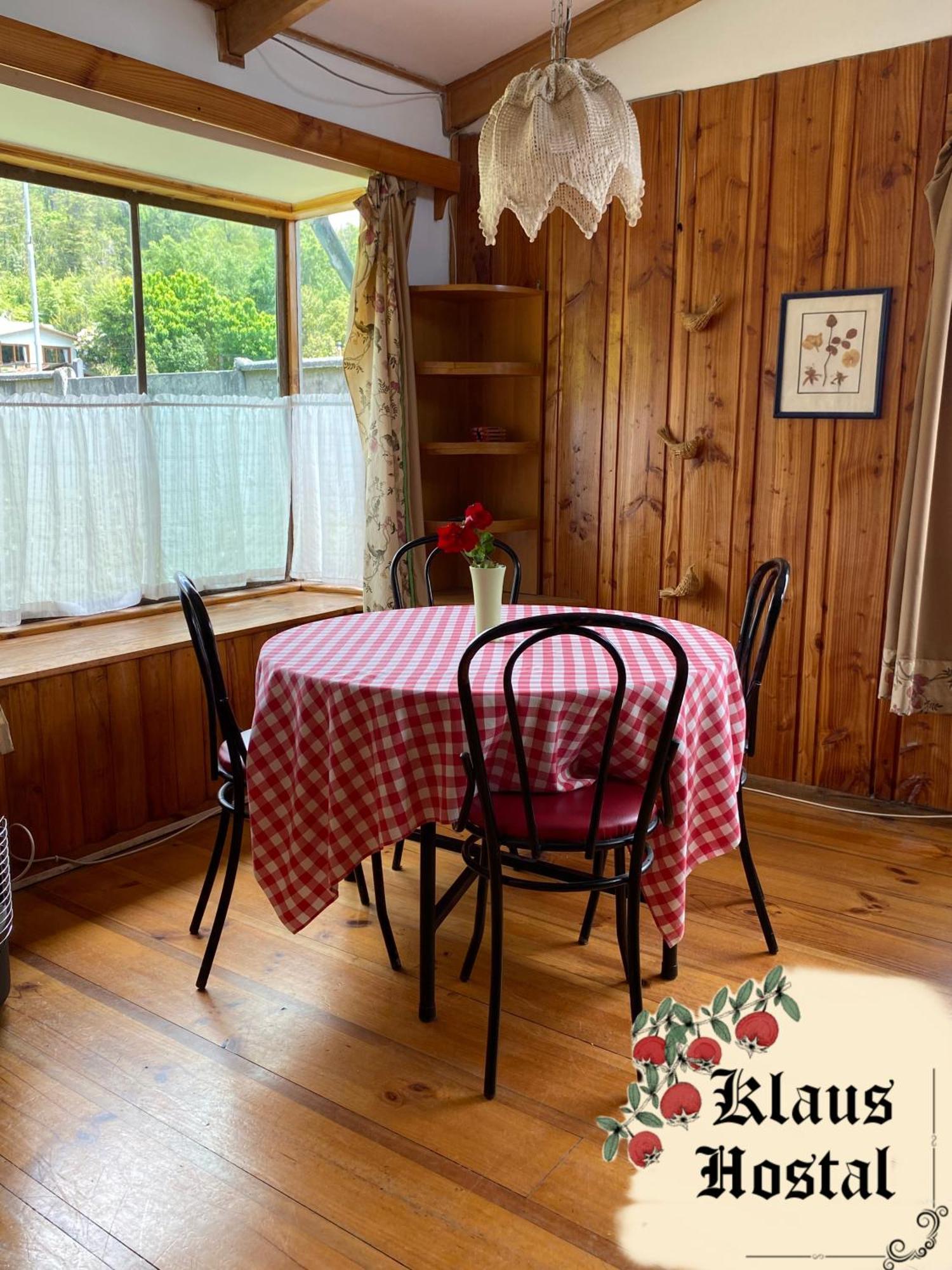 Hostal Klaus Пукон Экстерьер фото