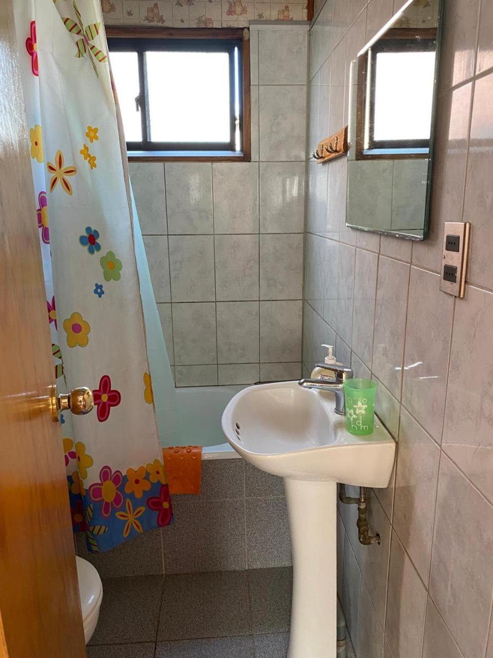 Hostal Klaus Пукон Экстерьер фото